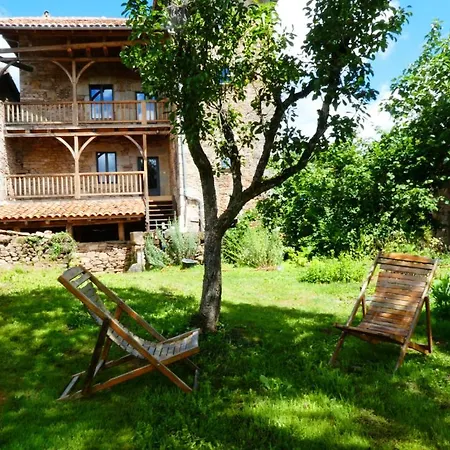Bed and breakfast Spacieuse Dans Maison De Caractere, Au Calme, Avec Belle Vue Saint-Cirgues (Lot)