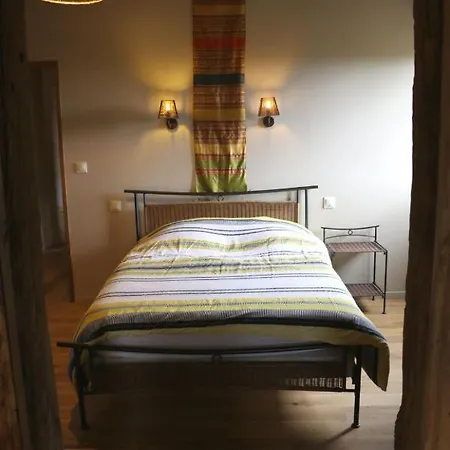 Bed and breakfast Spacieuse Dans Maison De Caractere, Au Calme, Avec Belle Vue *