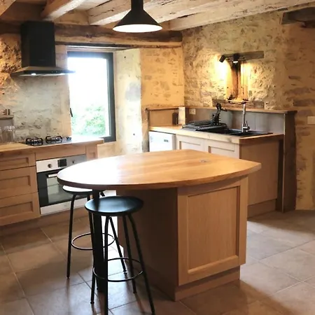 Spacieuse Dans Maison De Caractere, Au Calme, Avec Belle Vue Bed and breakfast *