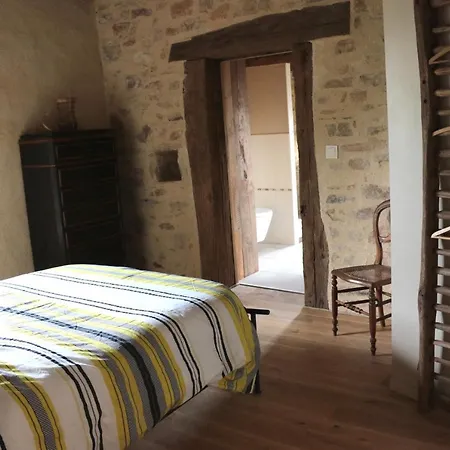 Bed and breakfast Spacieuse Dans Maison De Caractere, Au Calme, Avec Belle Vue